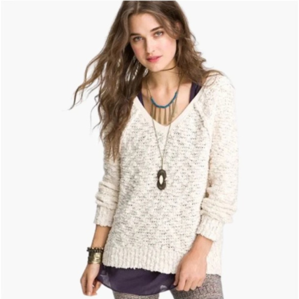 Free People Songbird Popcorn Sweater Womens Small Oversize Ivory Textured V-Neck